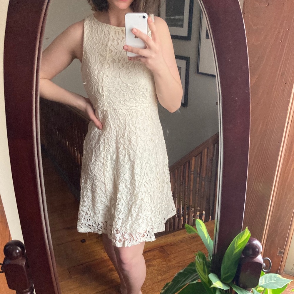 White lace dress size 8